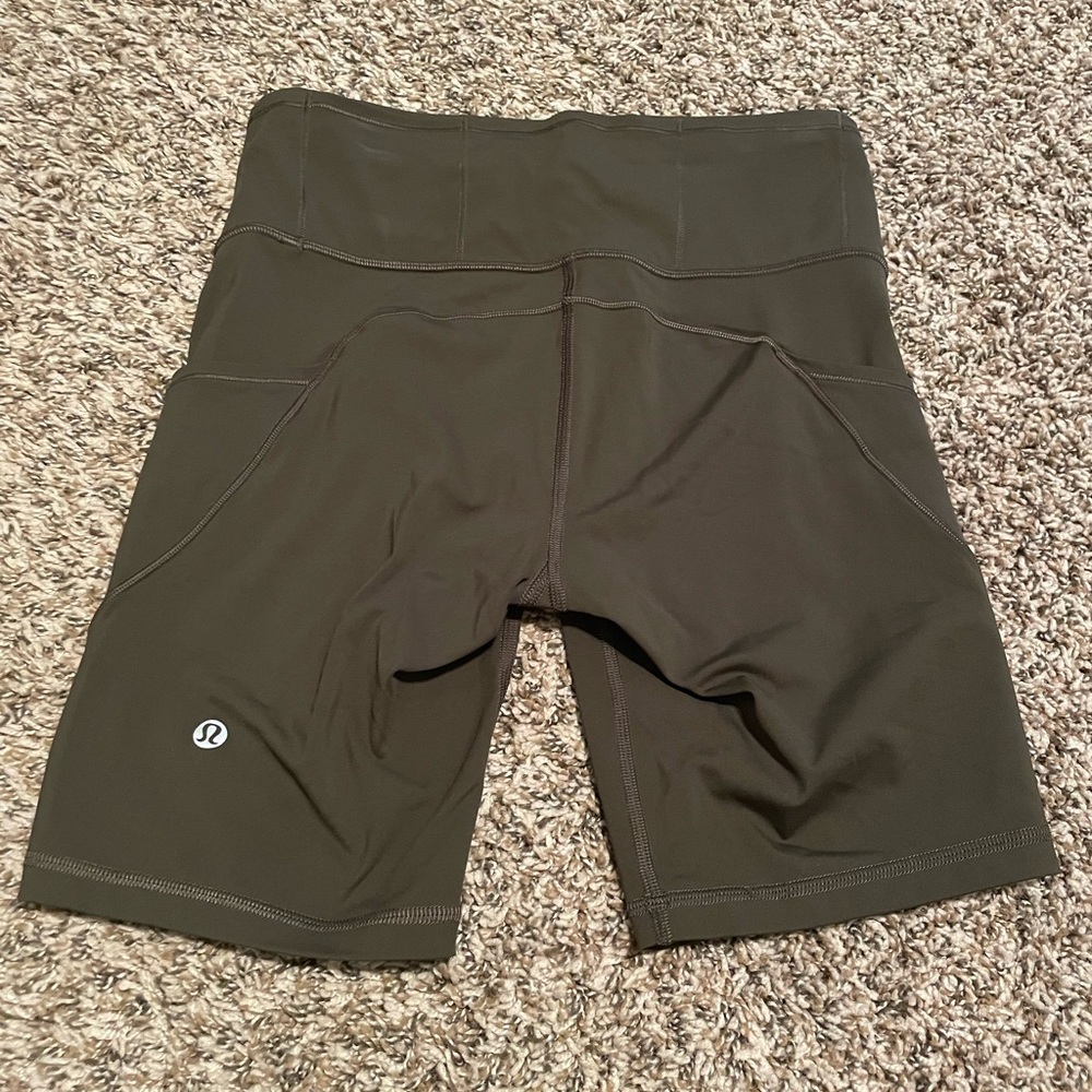 EUC Lululemon fast and free high rise 6” shorts